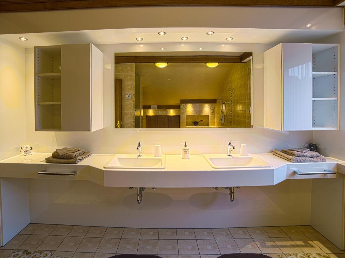 Eleganza Monschau Hotell Exteriör bild