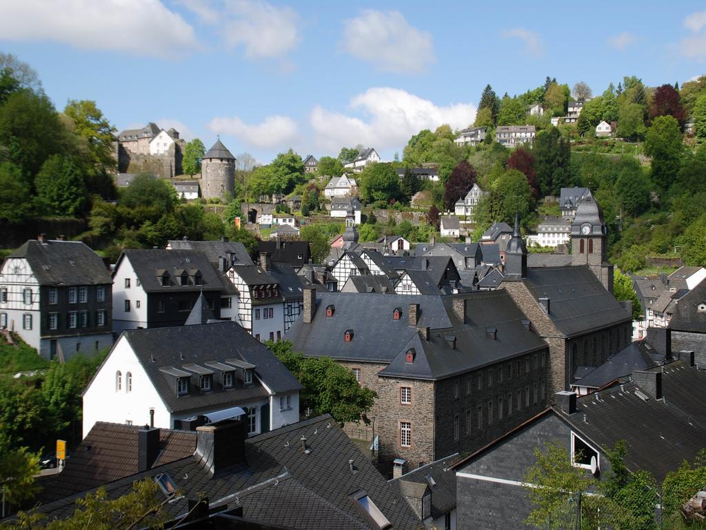 Eleganza Monschau Hotell Exteriör bild