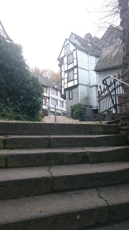 Eleganza Monschau Hotell Exteriör bild