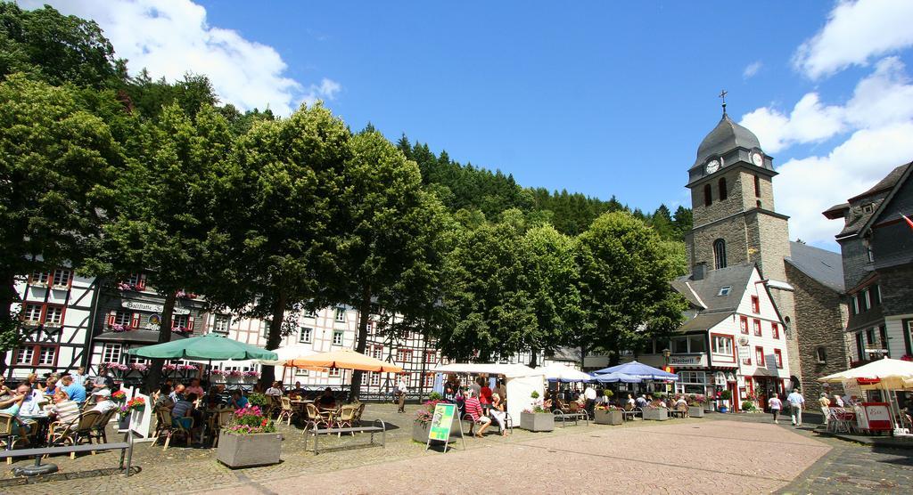 Eleganza Monschau Hotell Exteriör bild
